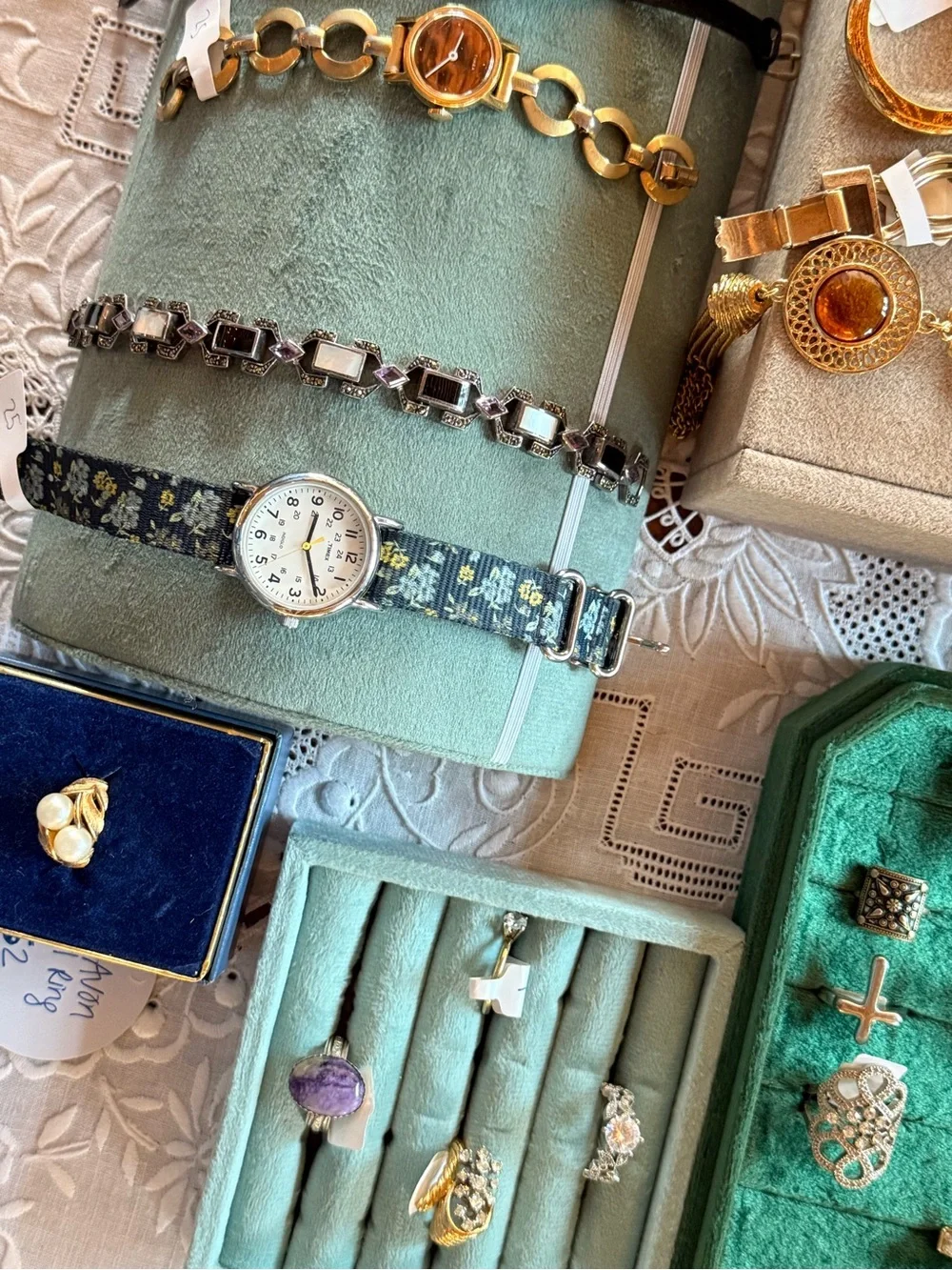 90s Floral Fabric Strap Women's Watch - Blue